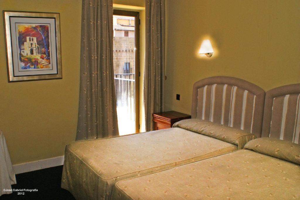 Hotel Marixa La Guardia Esterno foto